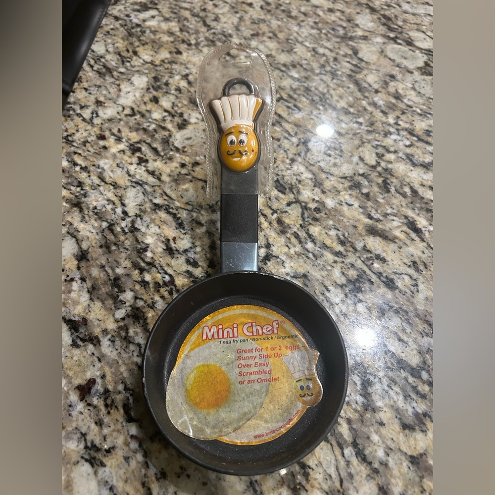 Mini Chef Frying Pan with Chef Character Handle